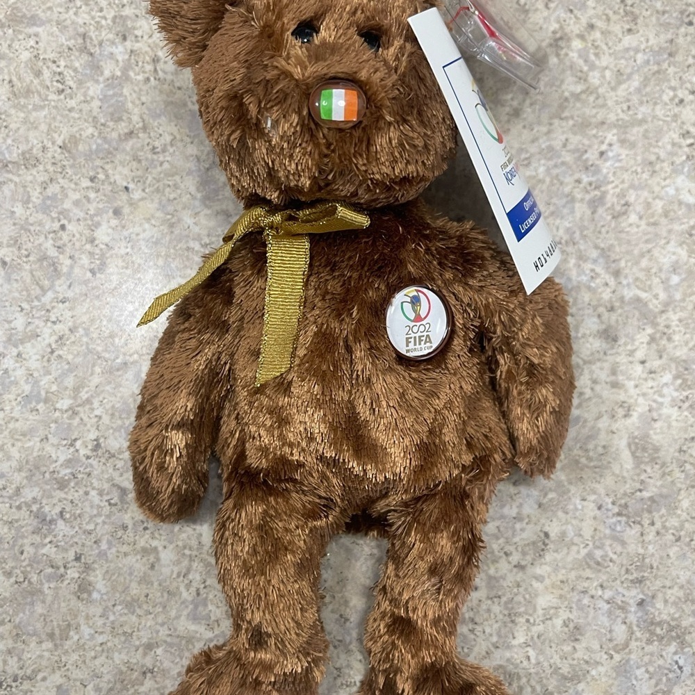 Ty Beanie Baby FIFA 2002 World Cup Bear Representing The Replublic of Ireland - Picture 2 of 8